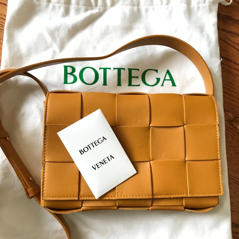 Bottega Veneta Crossbody Bag - Picture 6 of 16